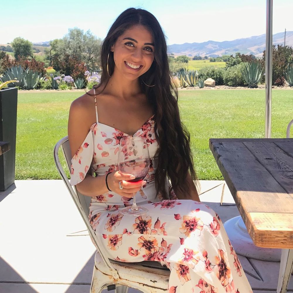 Meet your Posher, Yasmeen